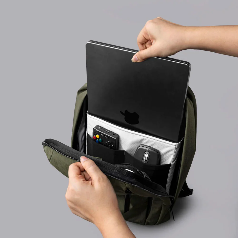 Alpaka Metro Backpack 12L - Image 4