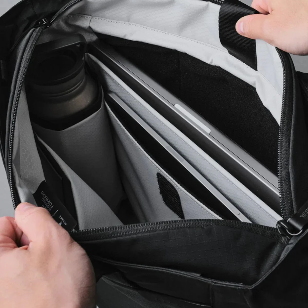 Alpaka Metro Tote - Image 3