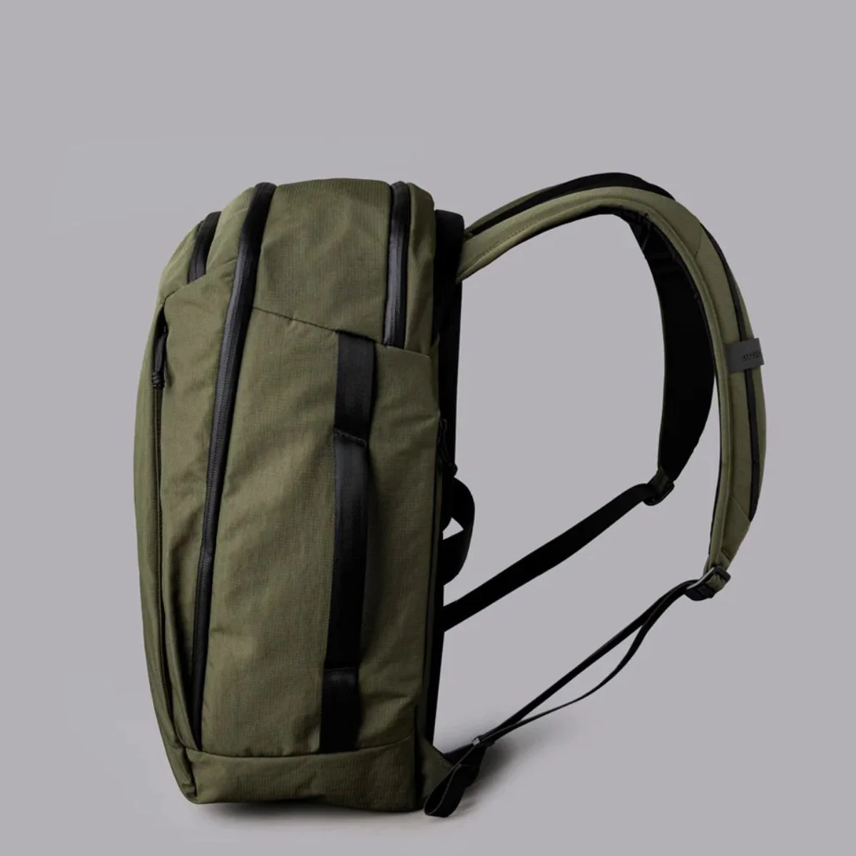 Alpaka Traverse Backpack 30L - Image 6