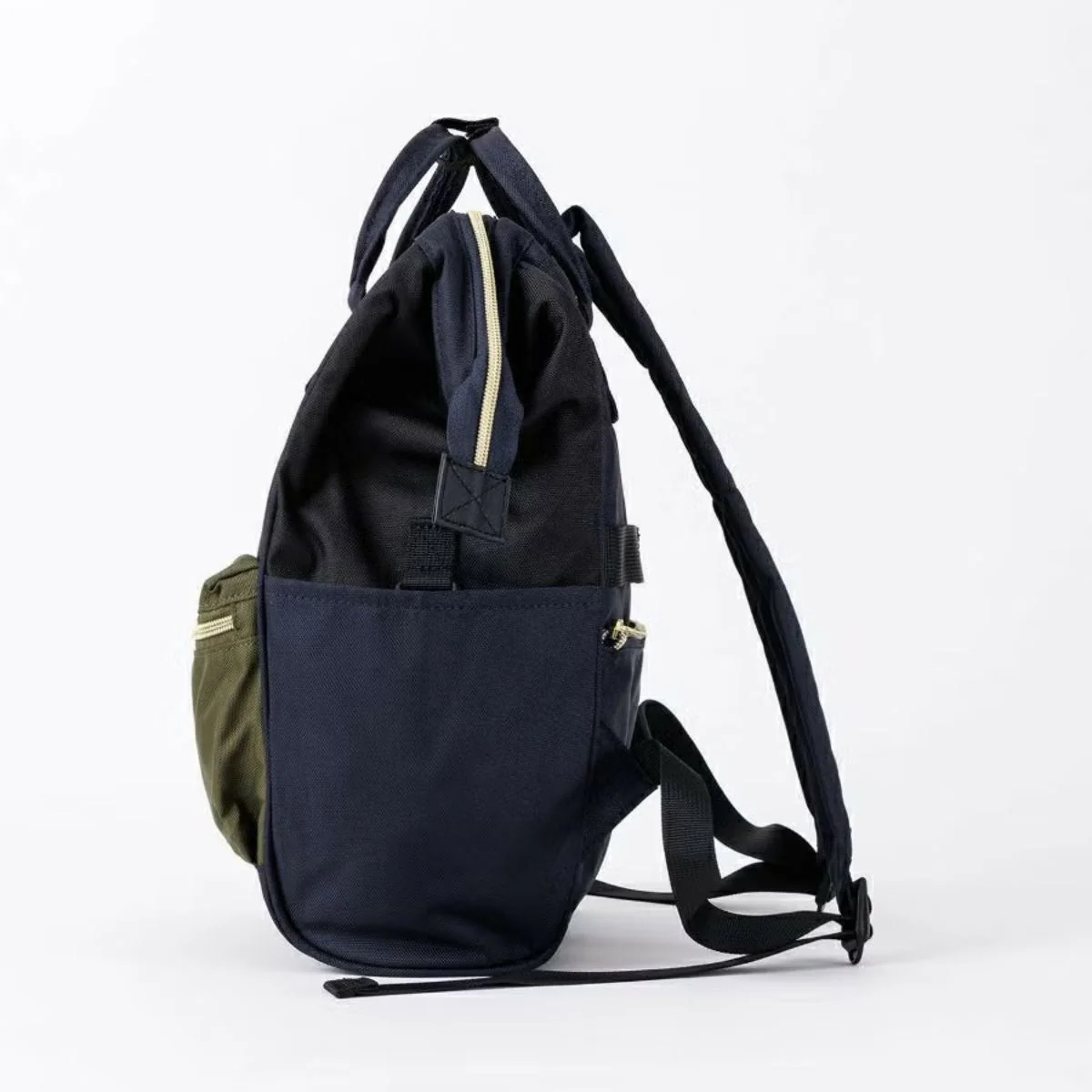 Anello Cross Bottle Backpack Small - Image 3