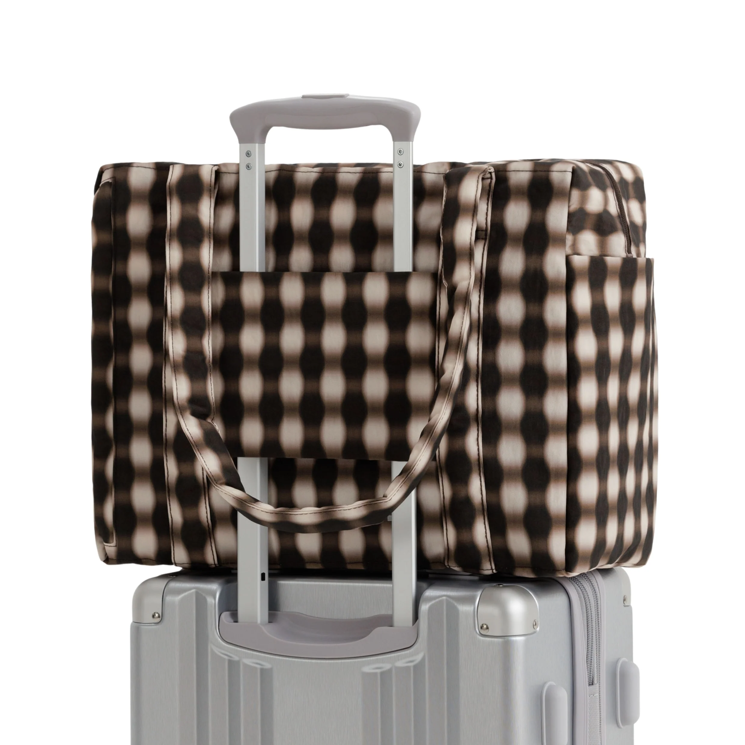 Baggu Small Cloud Carry-On - Image 4