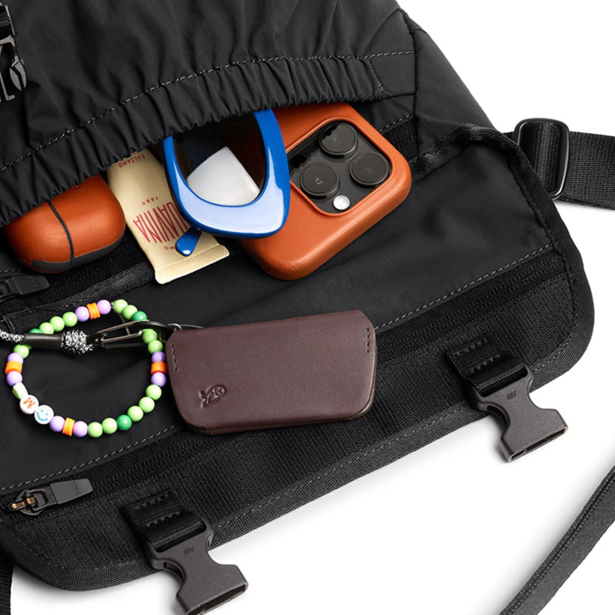 Bellroy Cinch Mini Messenger - Image 4