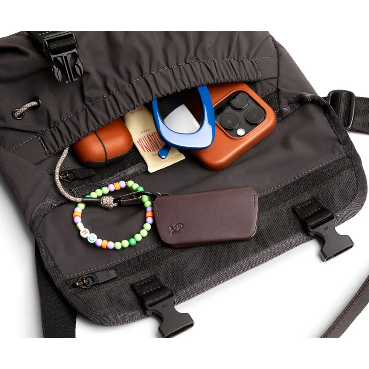 Bellroy Cinch Mini Messenger - Image 5