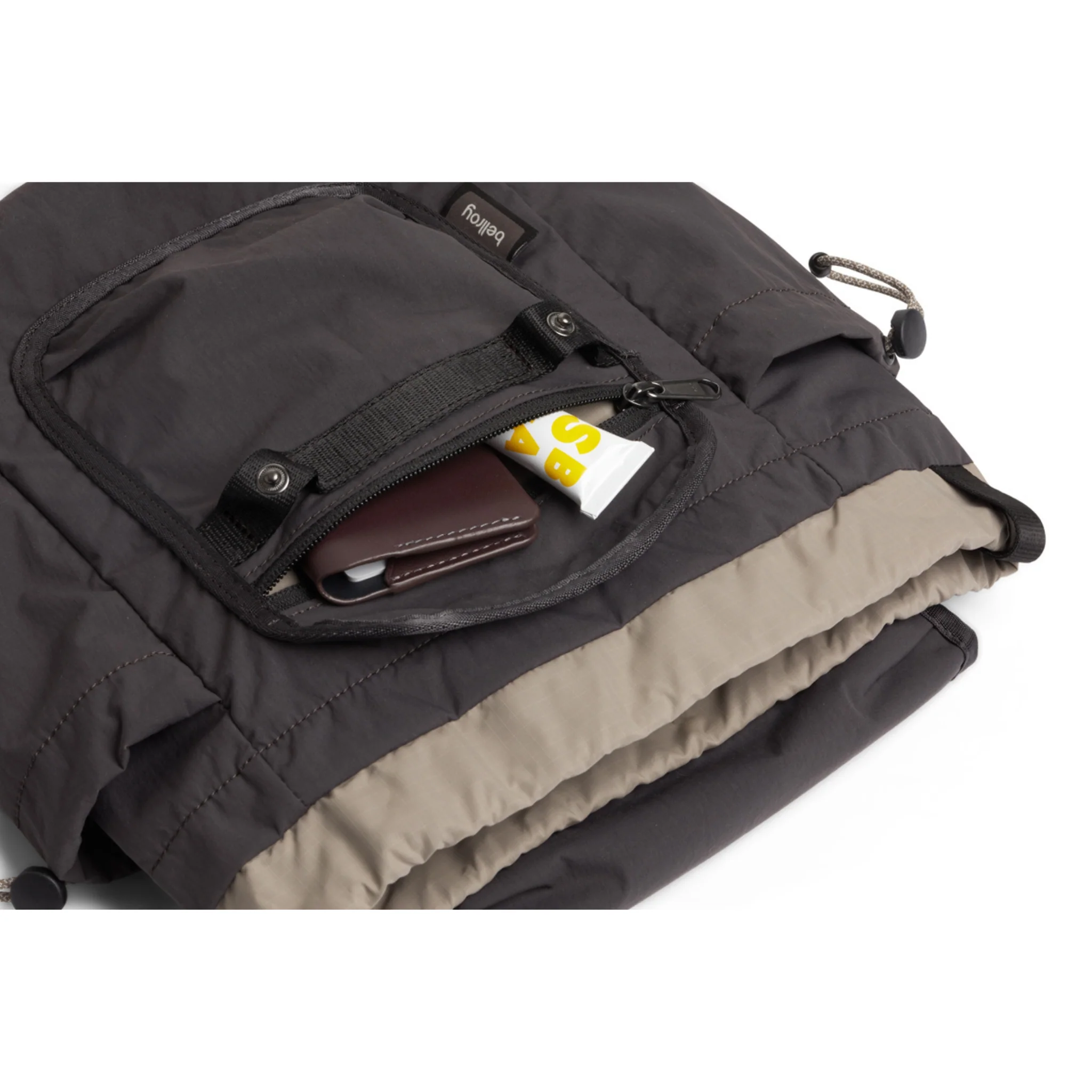 Bellroy Cinch Minipack - Image 4