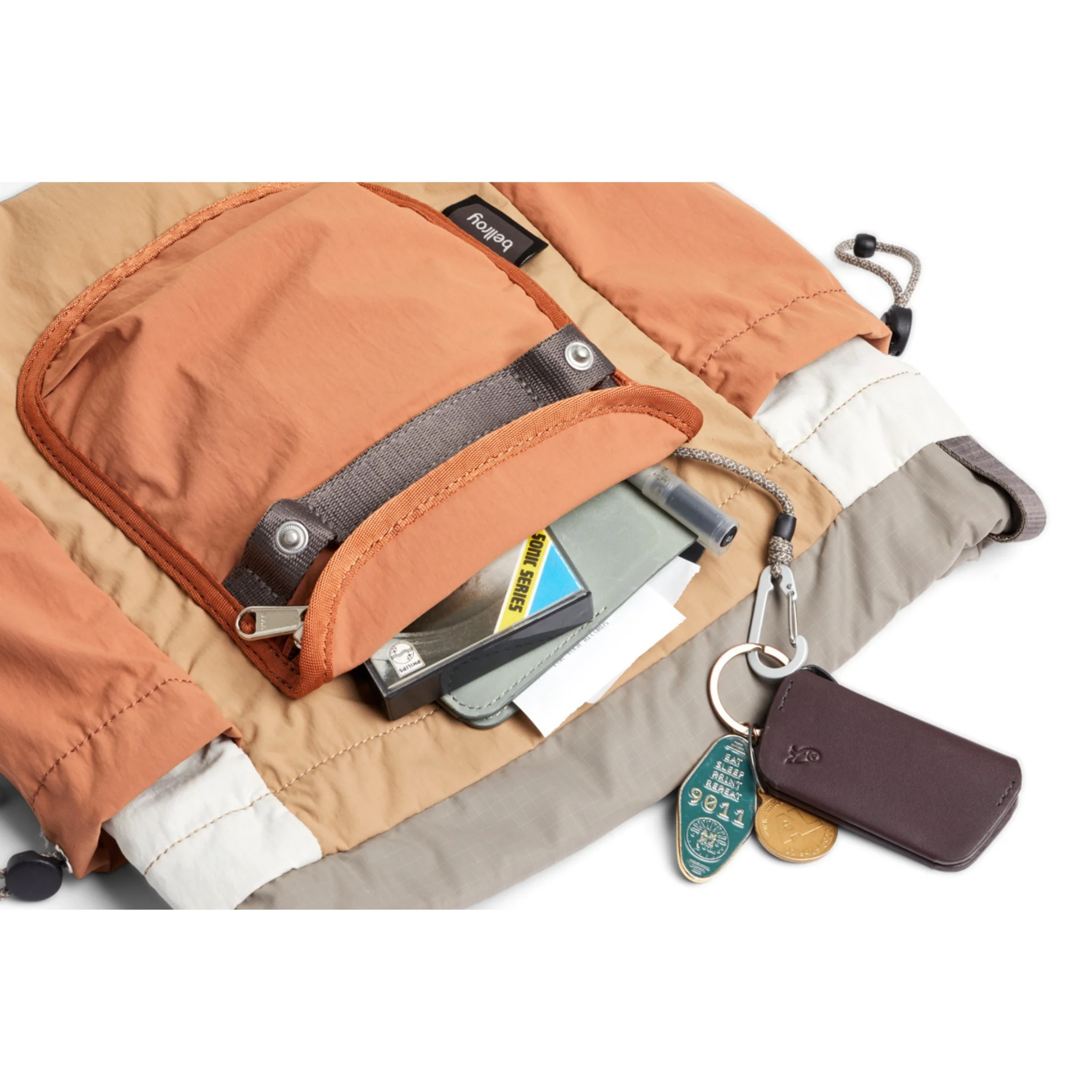 Bellroy Cinch Minipack - Image 5