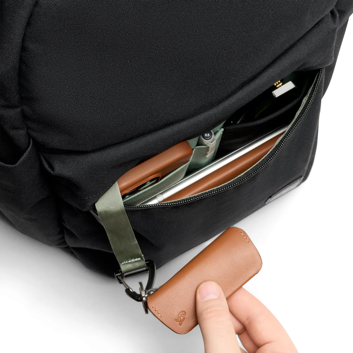 Bellroy Classic Daypack 21L - Image 4