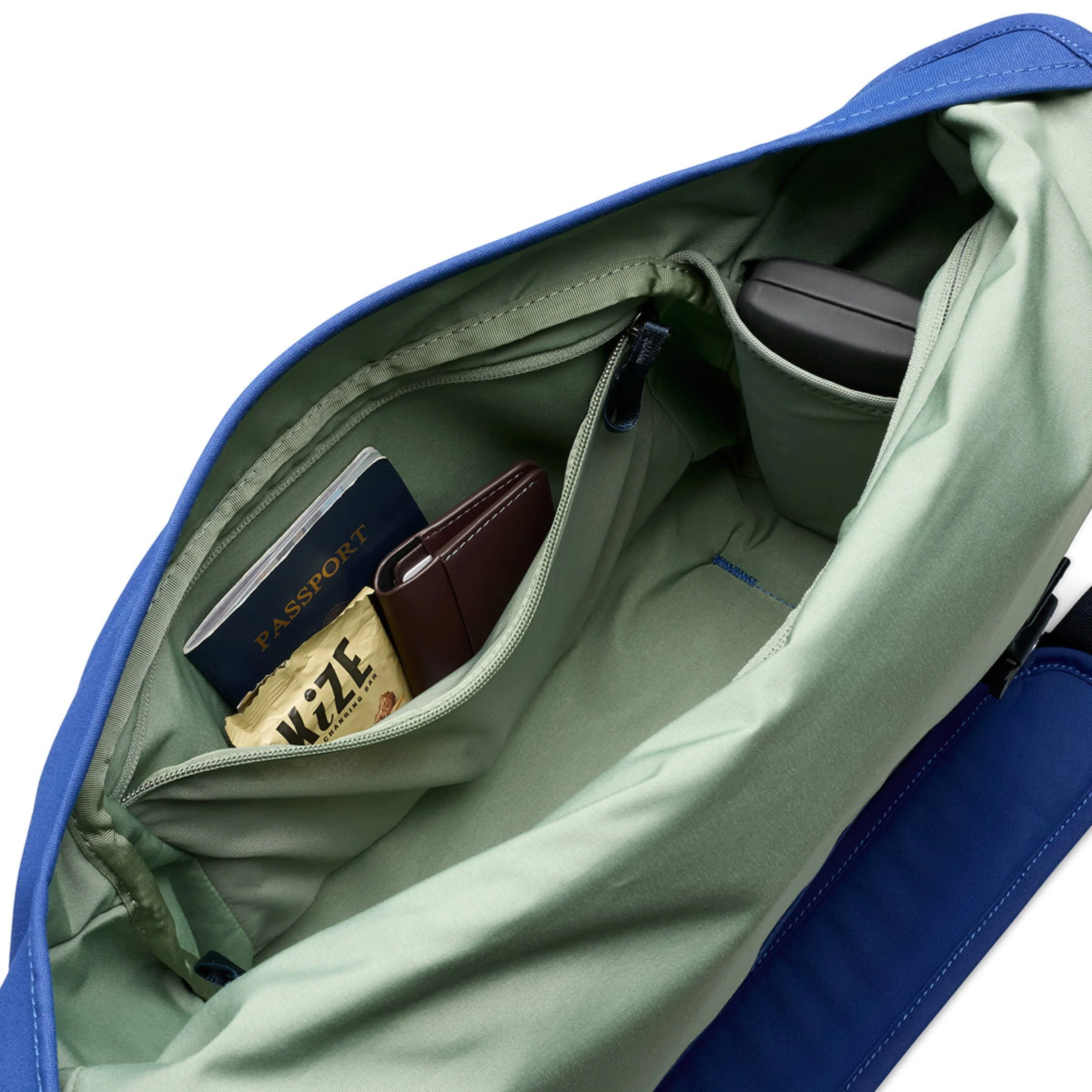 Bellroy Classic Messenger - Image 4
