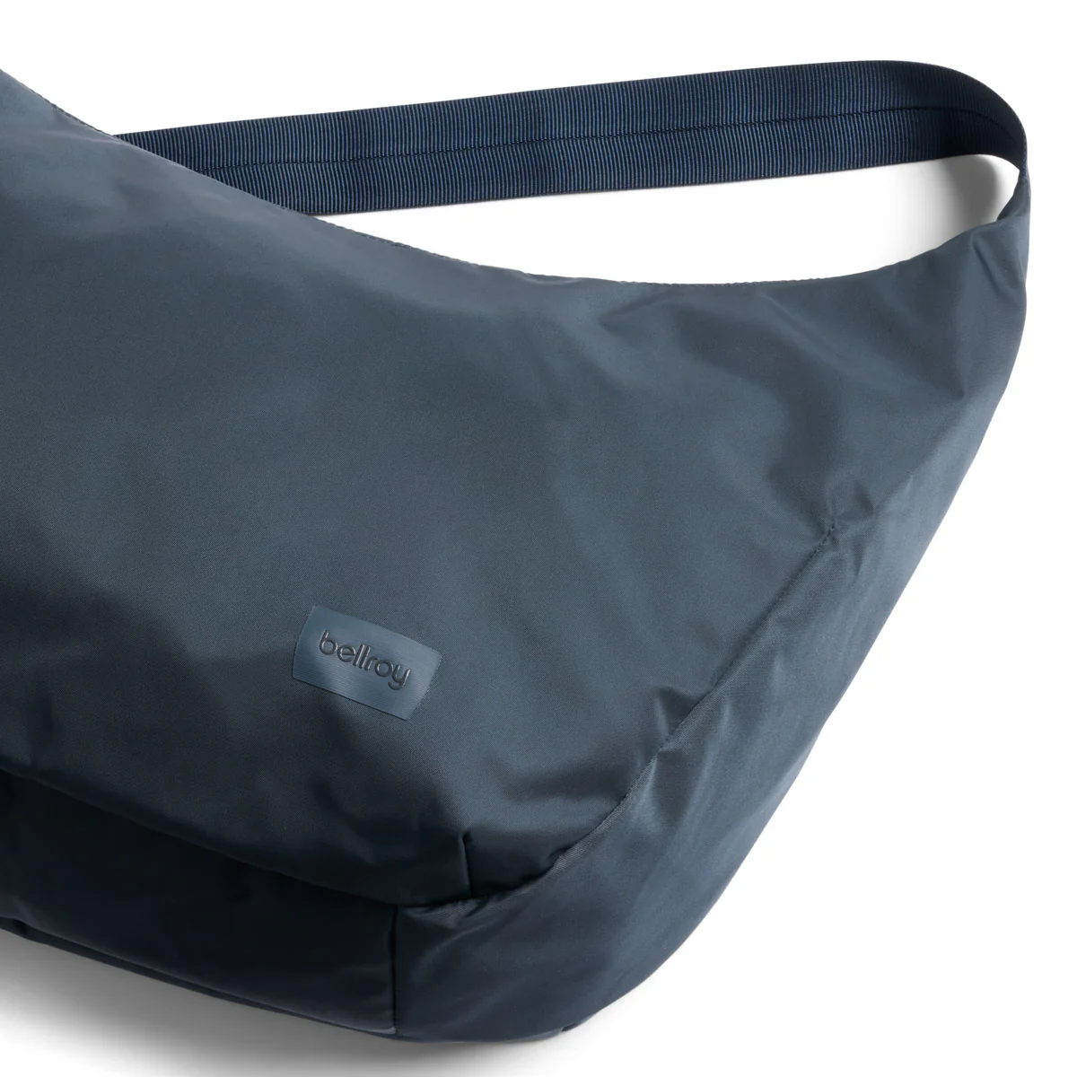 Bellroy Laneway Crescent Bag 12L - Image 7