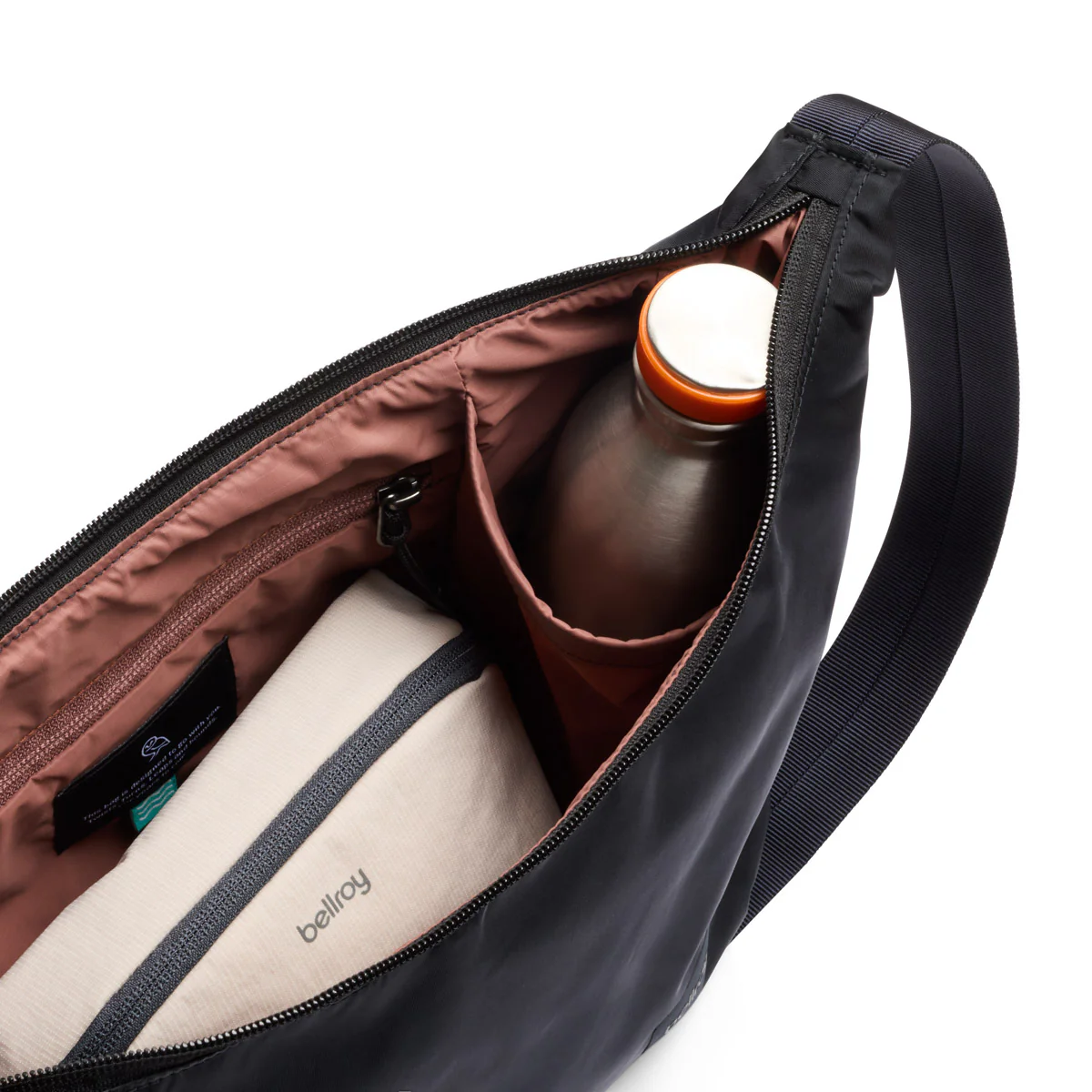 Bellroy Laneway Crescent Bag 7L - Image 4
