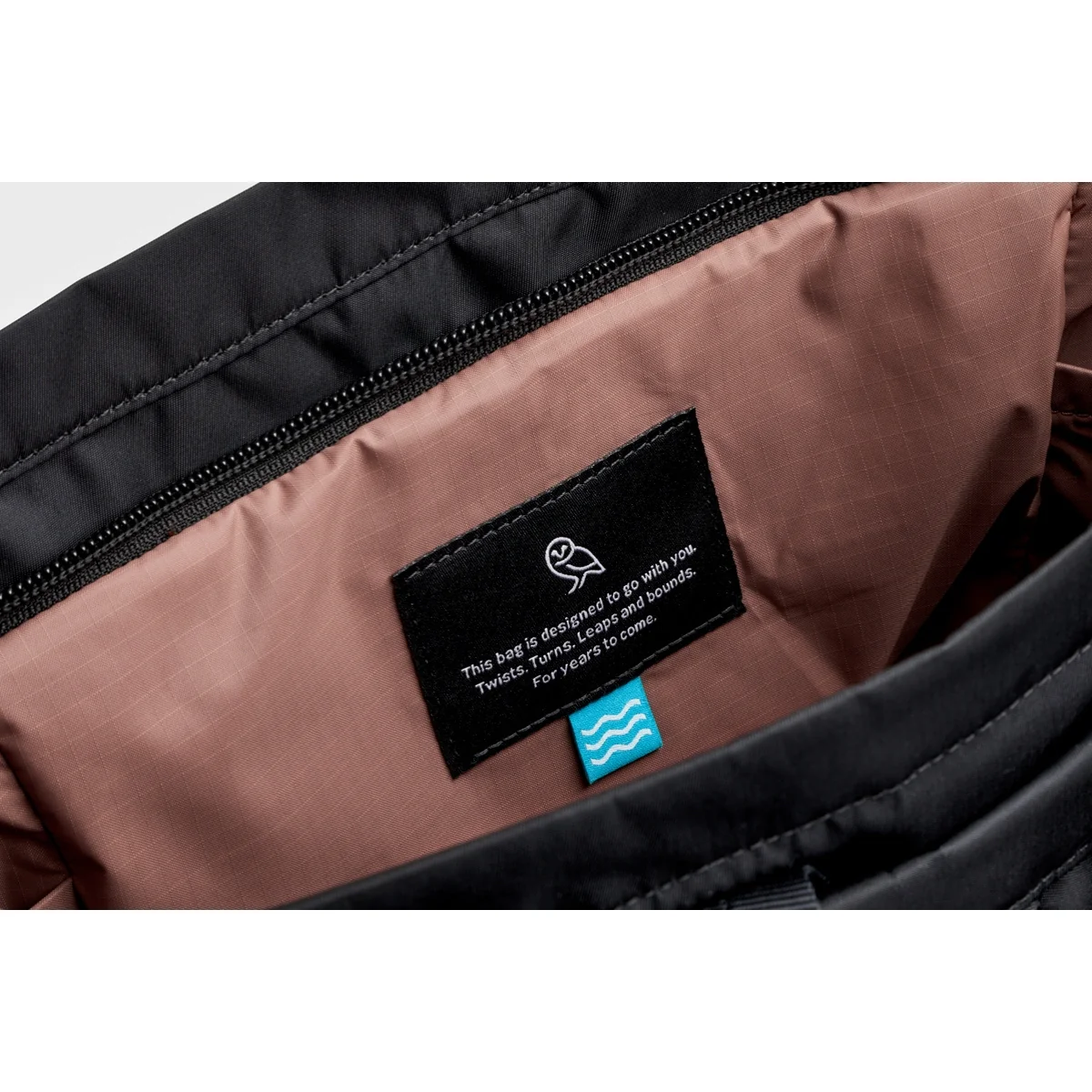 Bellroy Laneway Totepack 18L - Image 8
