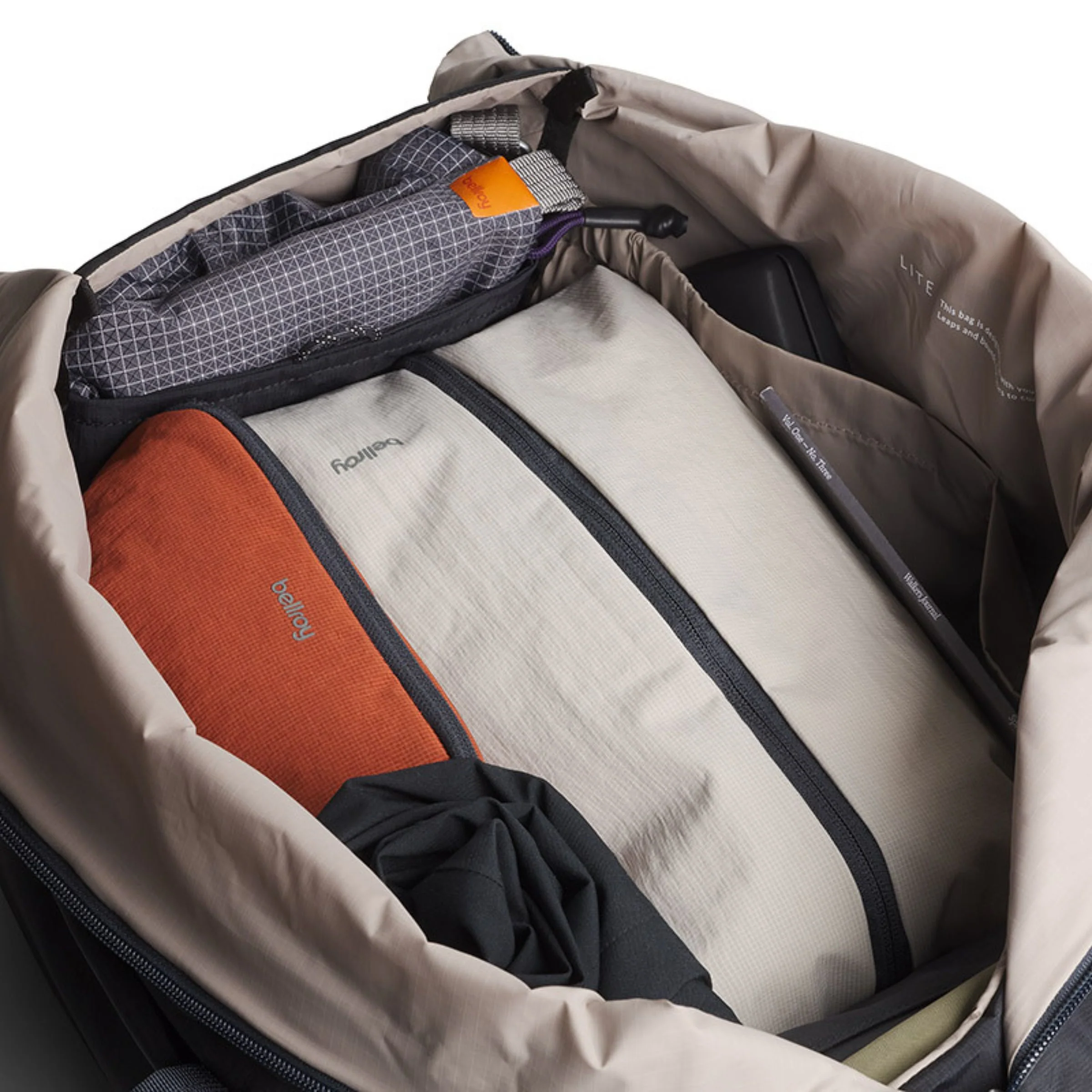 Bellroy Lite Duffel 40L - Image 4