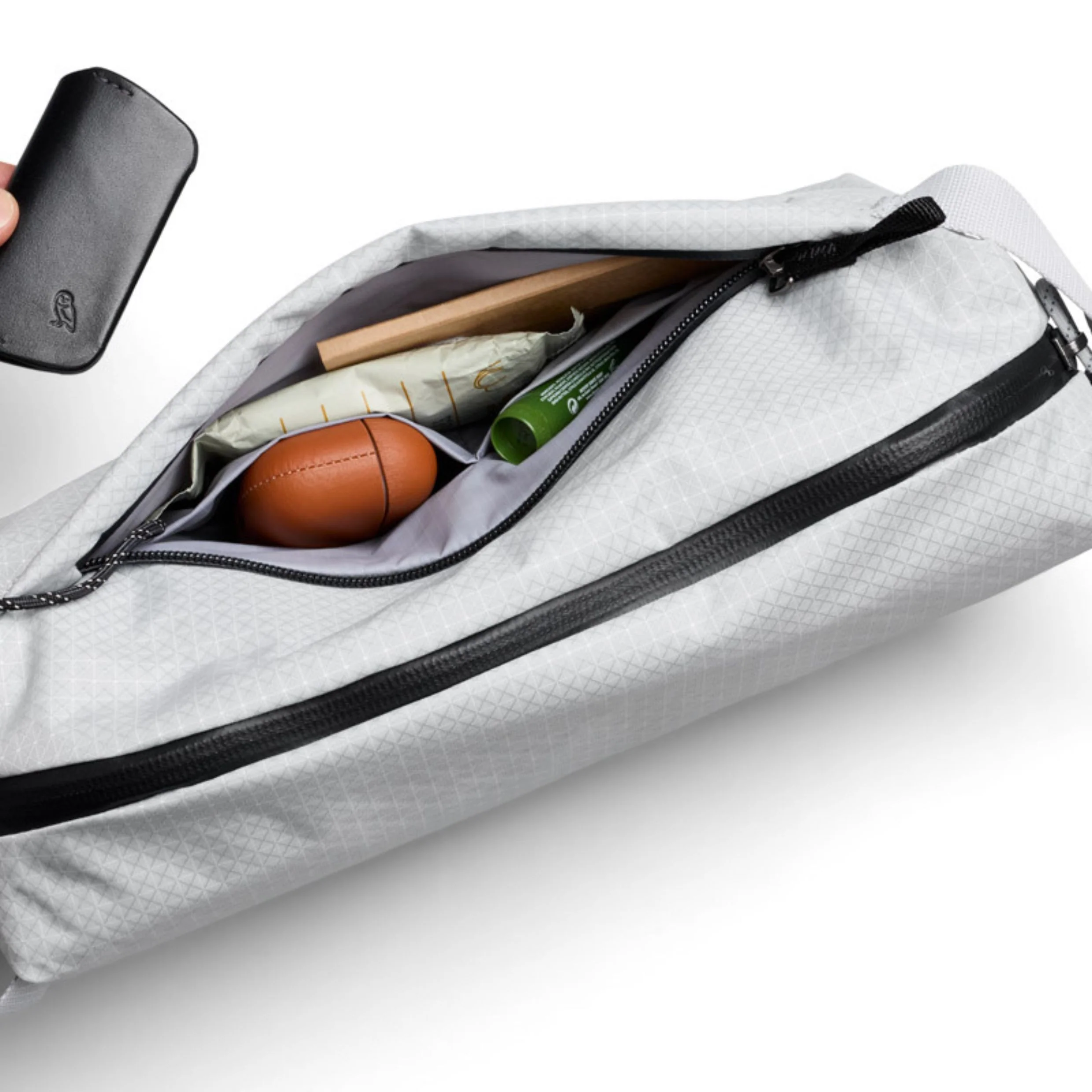 Bellroy Lite Sling - Image 4