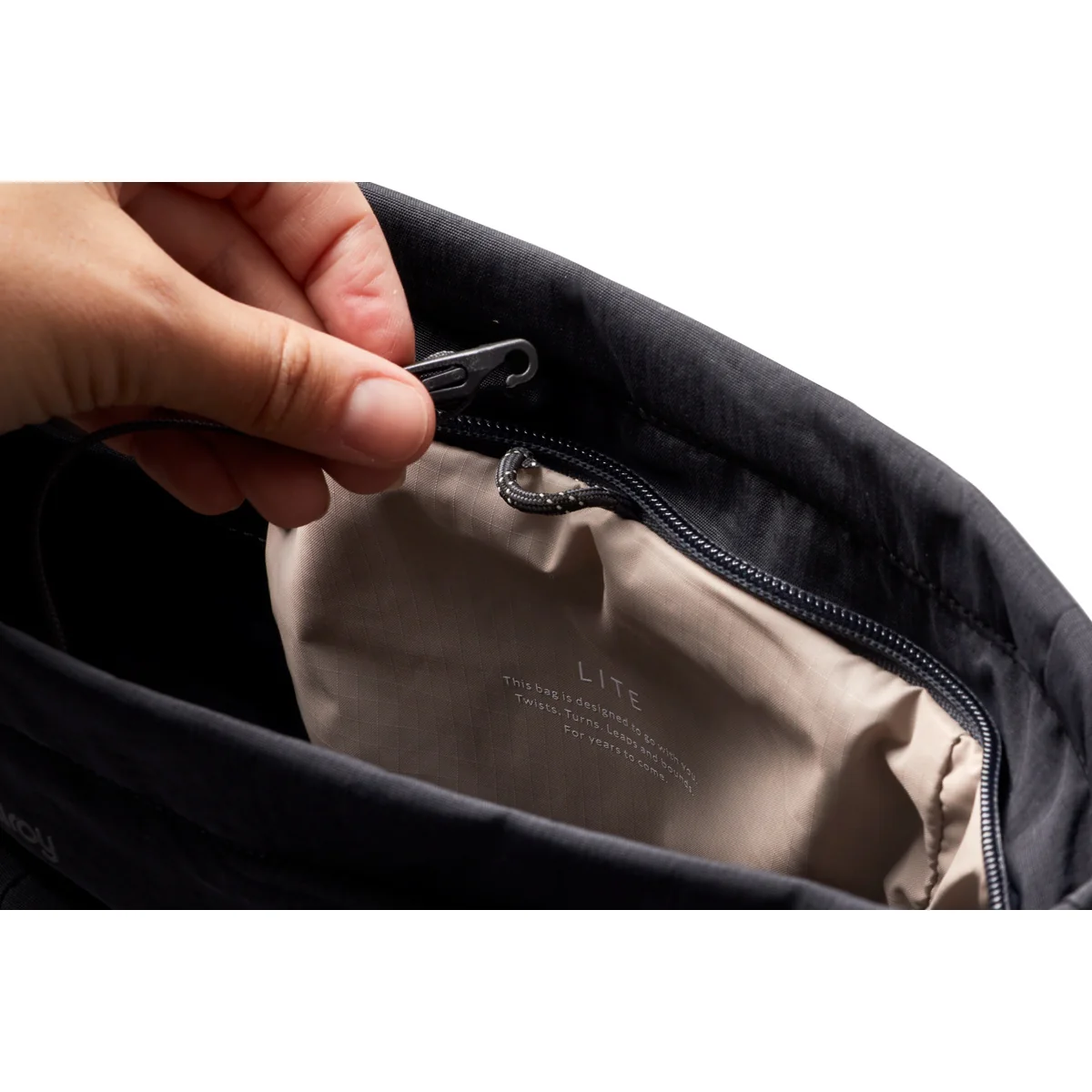 Bellroy Lite Totepack 18L - Image 6