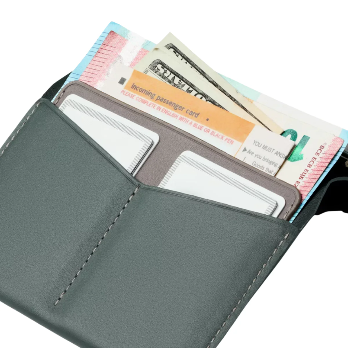 Bellroy Passport Cover - Image 4