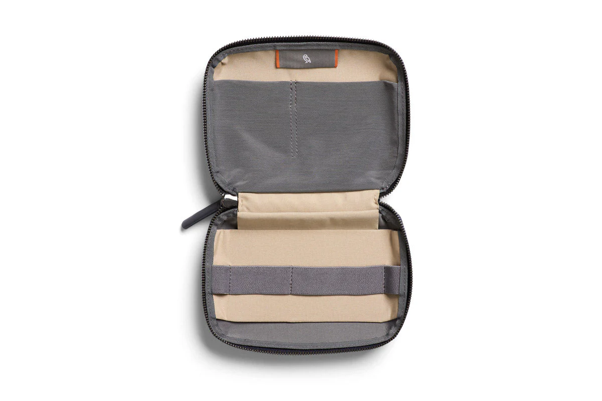 Bellroy Tech Kit Compact - Image 6