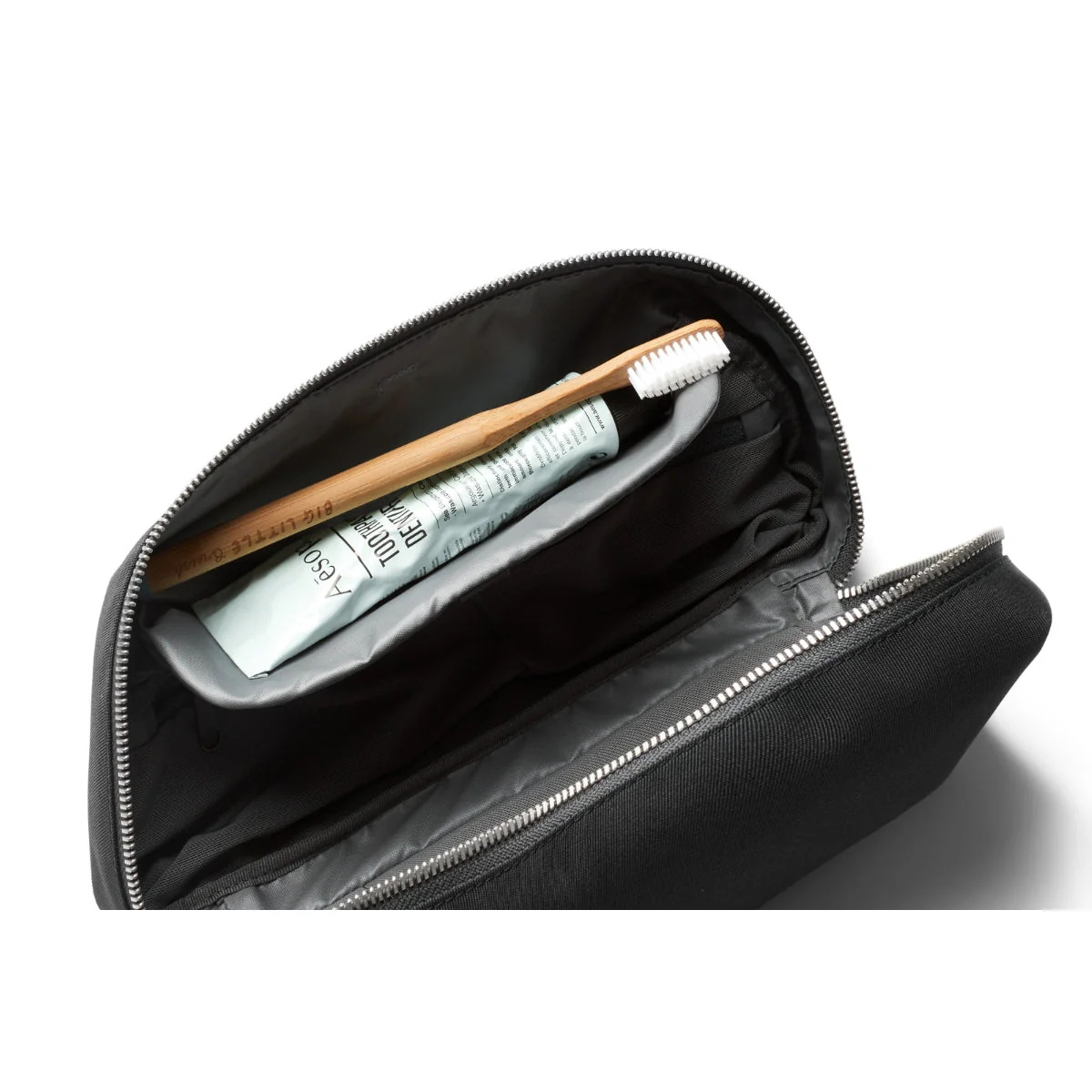 Bellroy Toiletry Kit Plus - Image 5