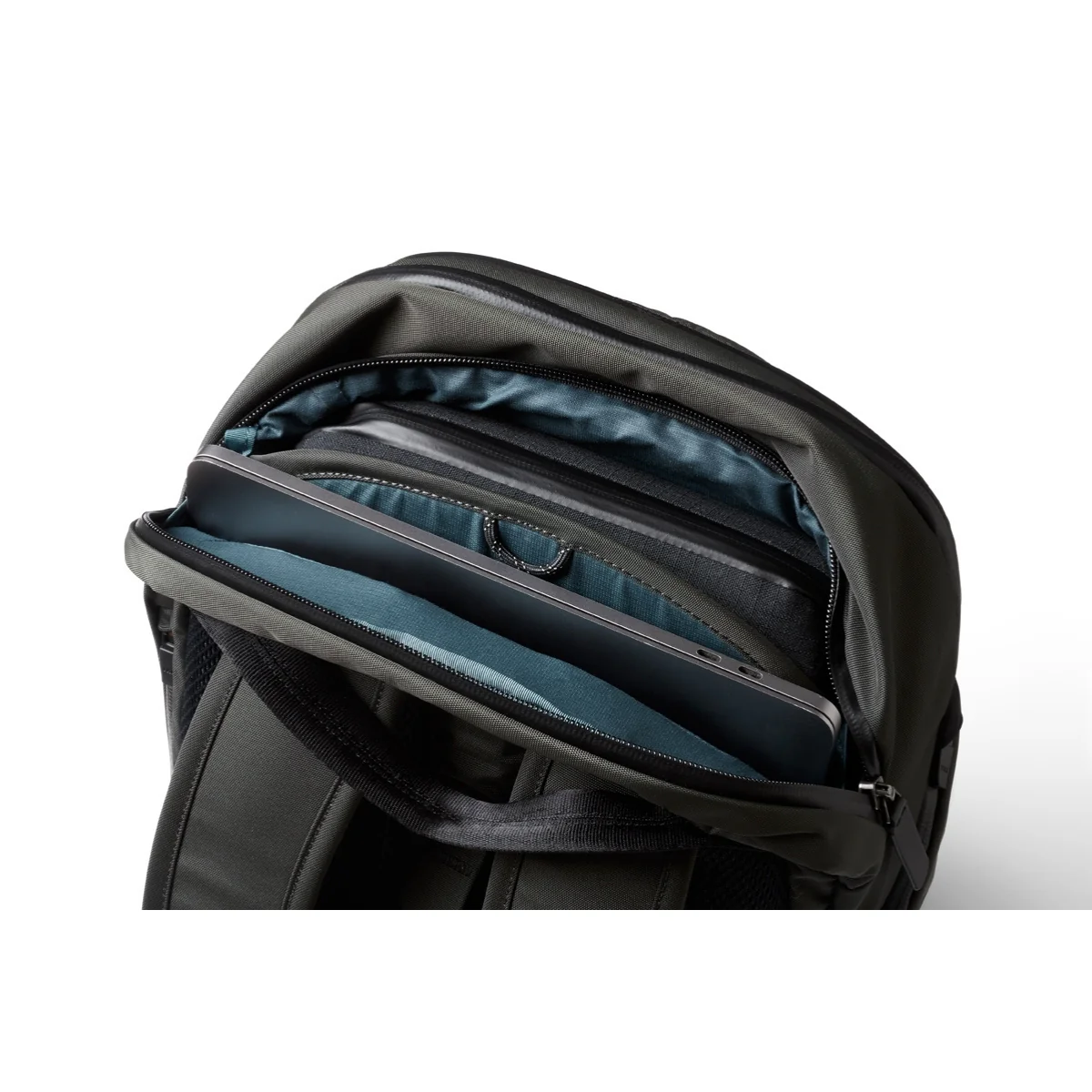 Bellroy Transit Workpack Pro 22L - Image 5