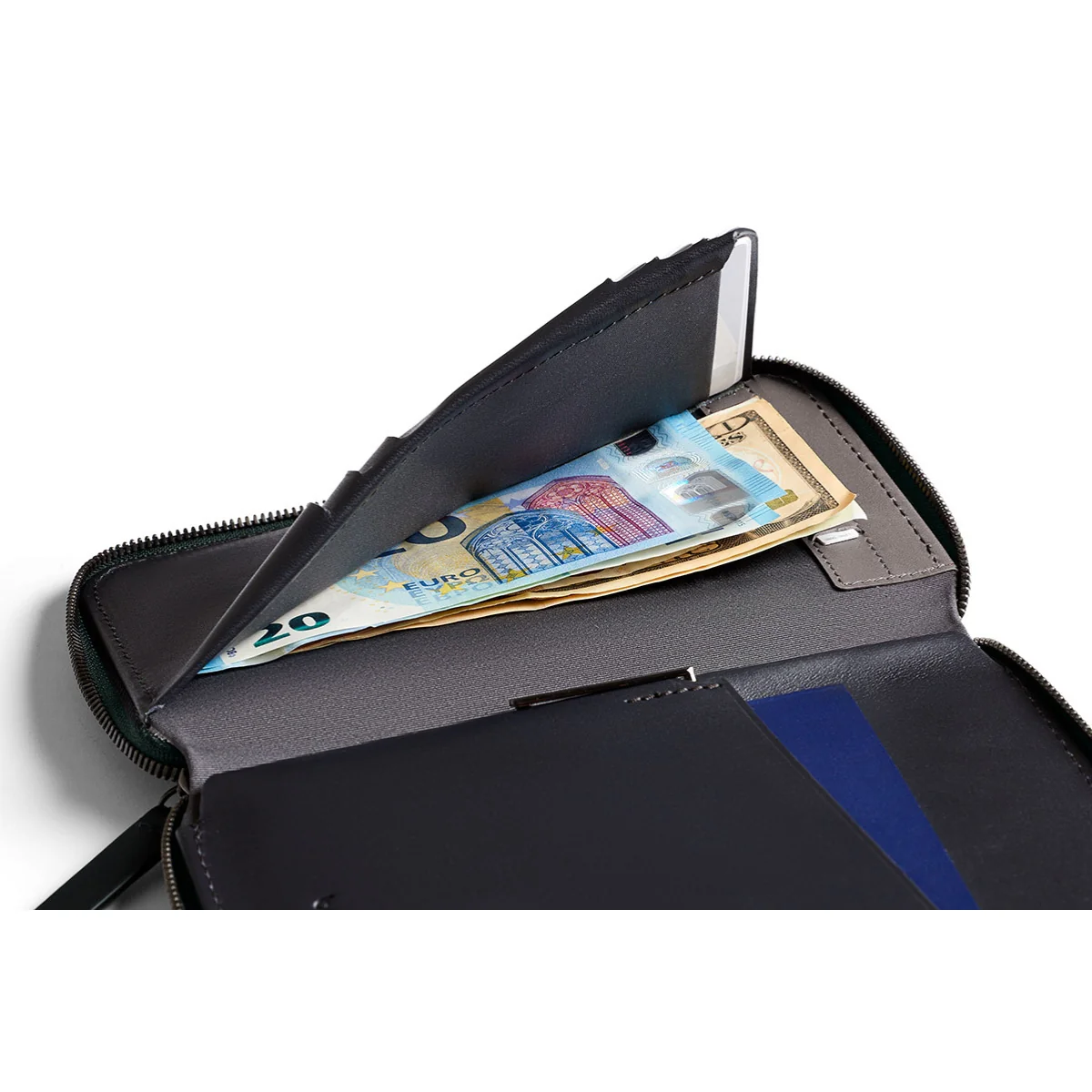 Bellroy Travel Folio (Second Edition) - Image 4