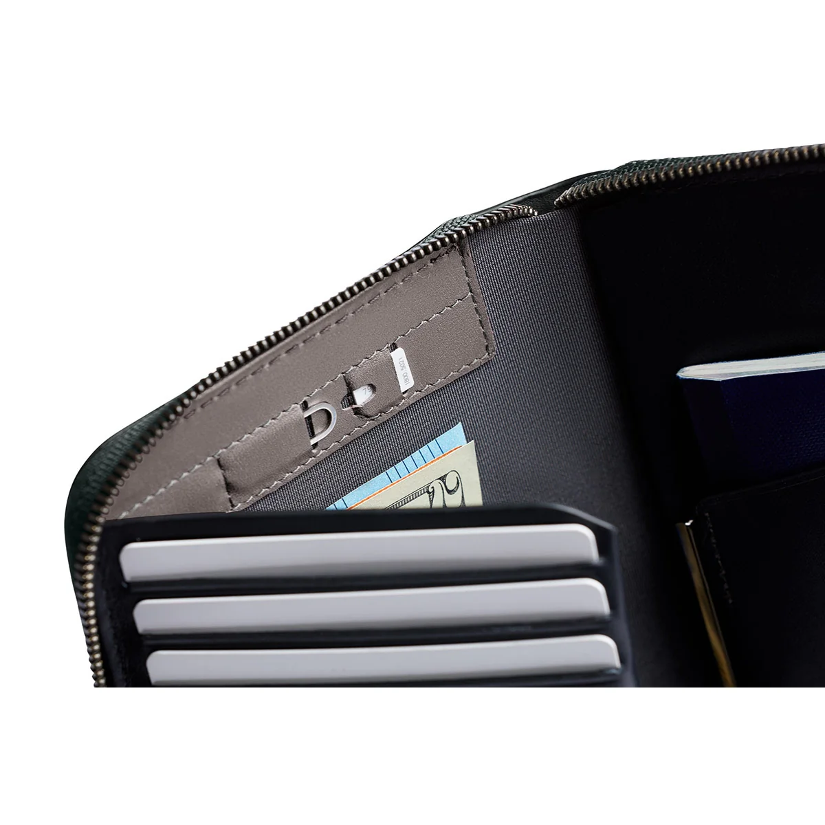 Bellroy Travel Folio (Second Edition) - Image 5