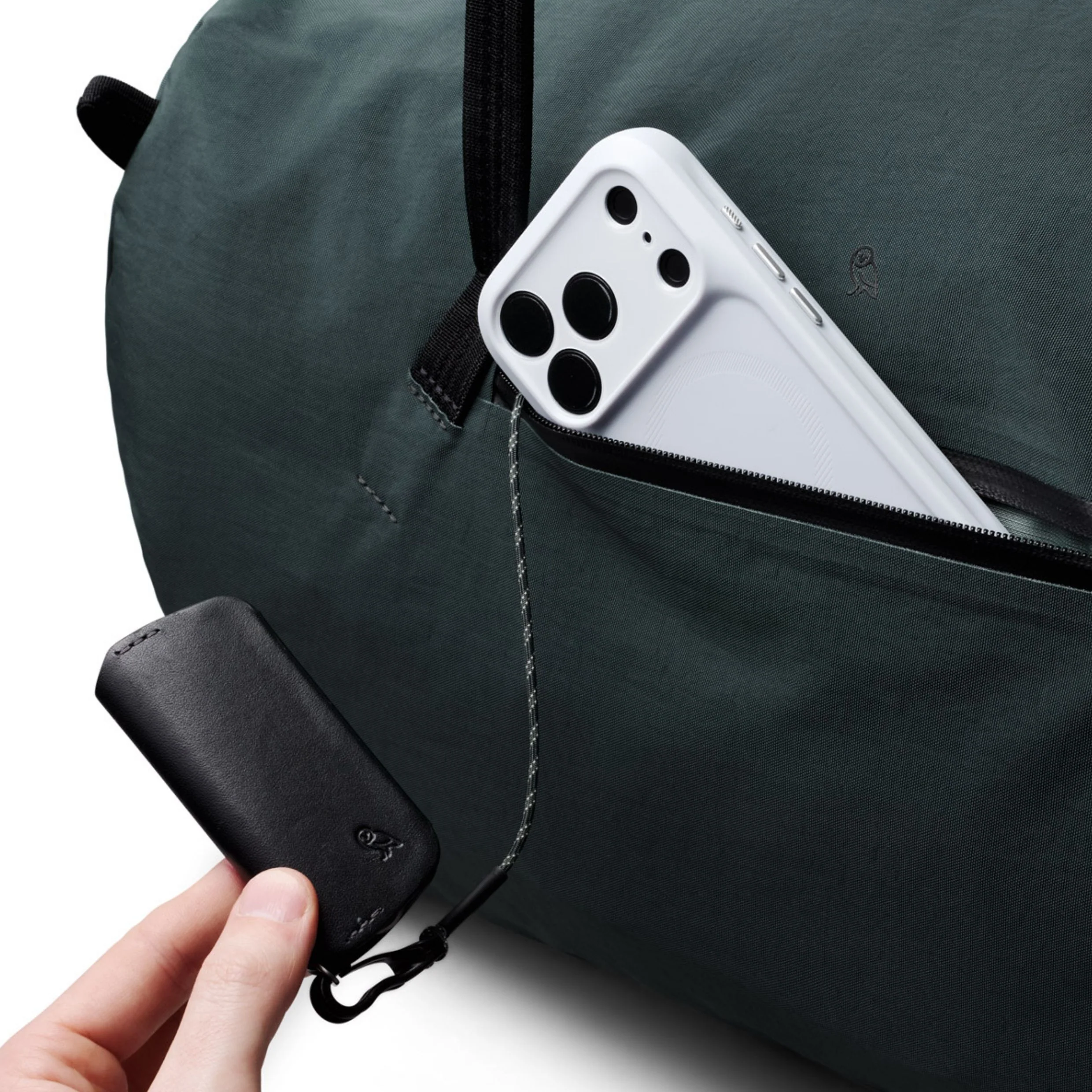 Bellroy Venture Ready Duffel 55L - Image 4