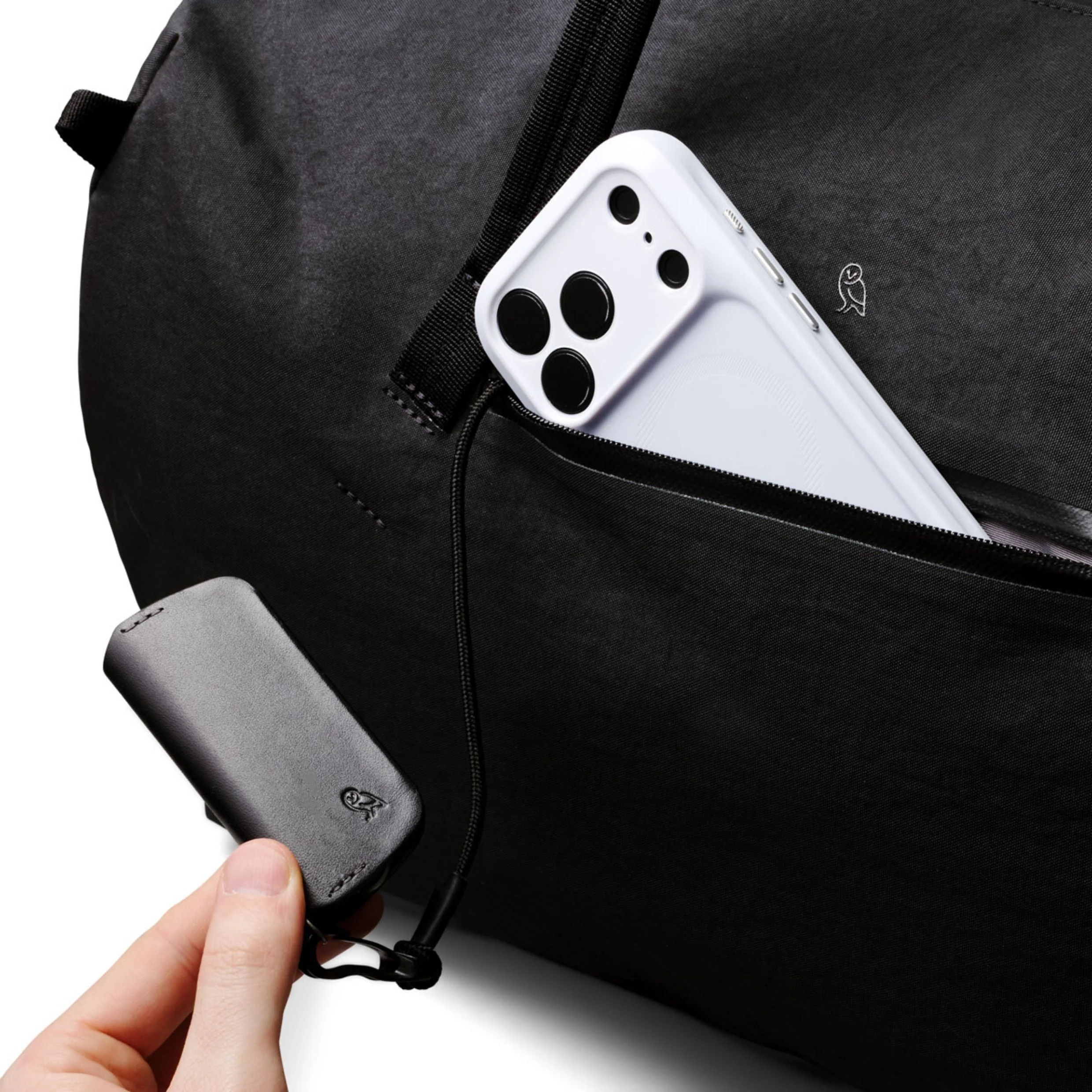 Bellroy Venture Ready Duffel 55L - Image 6