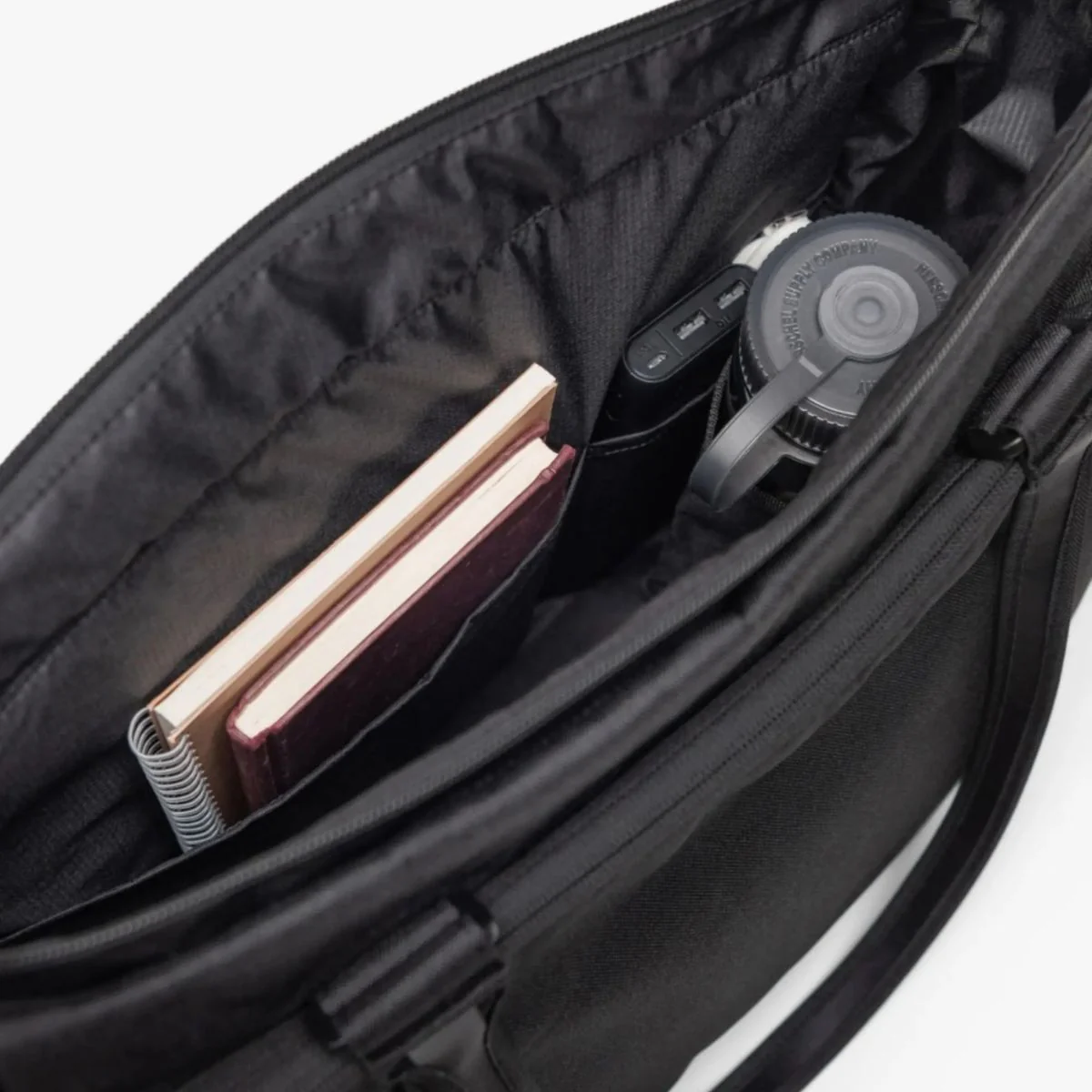 Herschel Kaslo Tech Tote 23L - Image 6