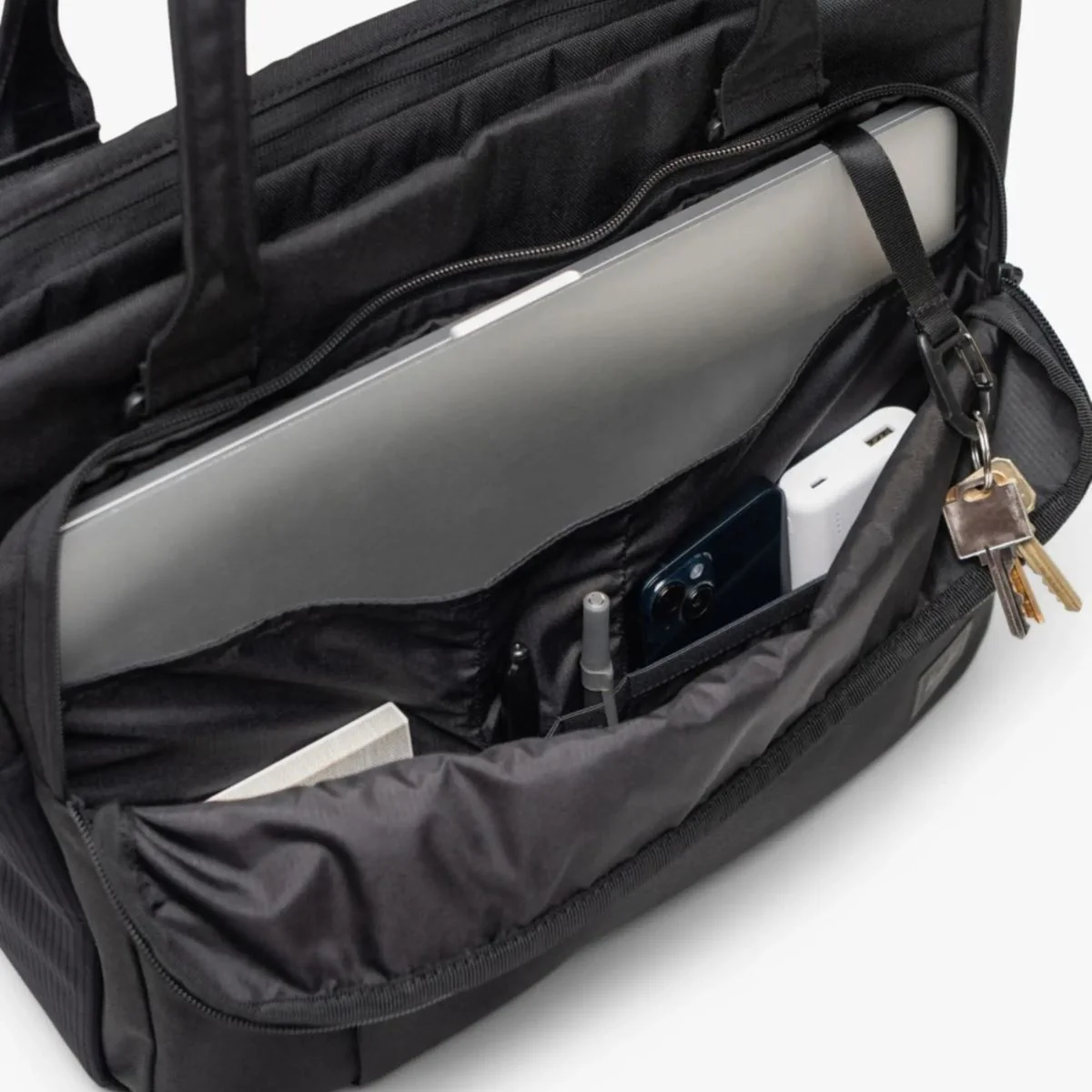 Herschel Kaslo Tech Tote 23L - Image 7