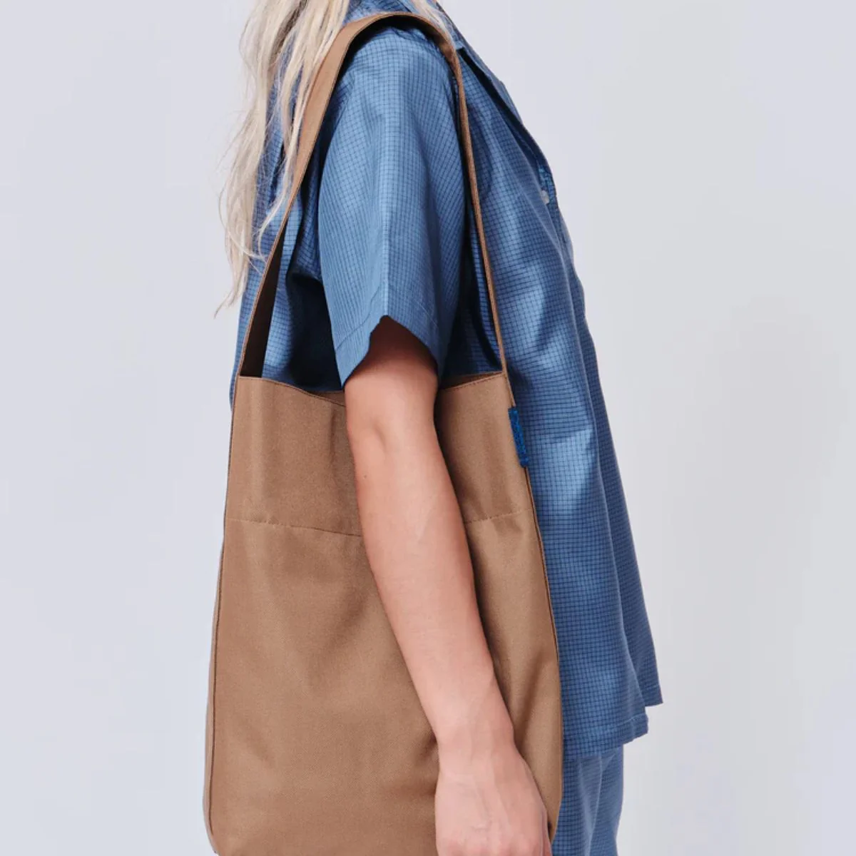 Kaan Waterproof Midi Bucket - Image 5