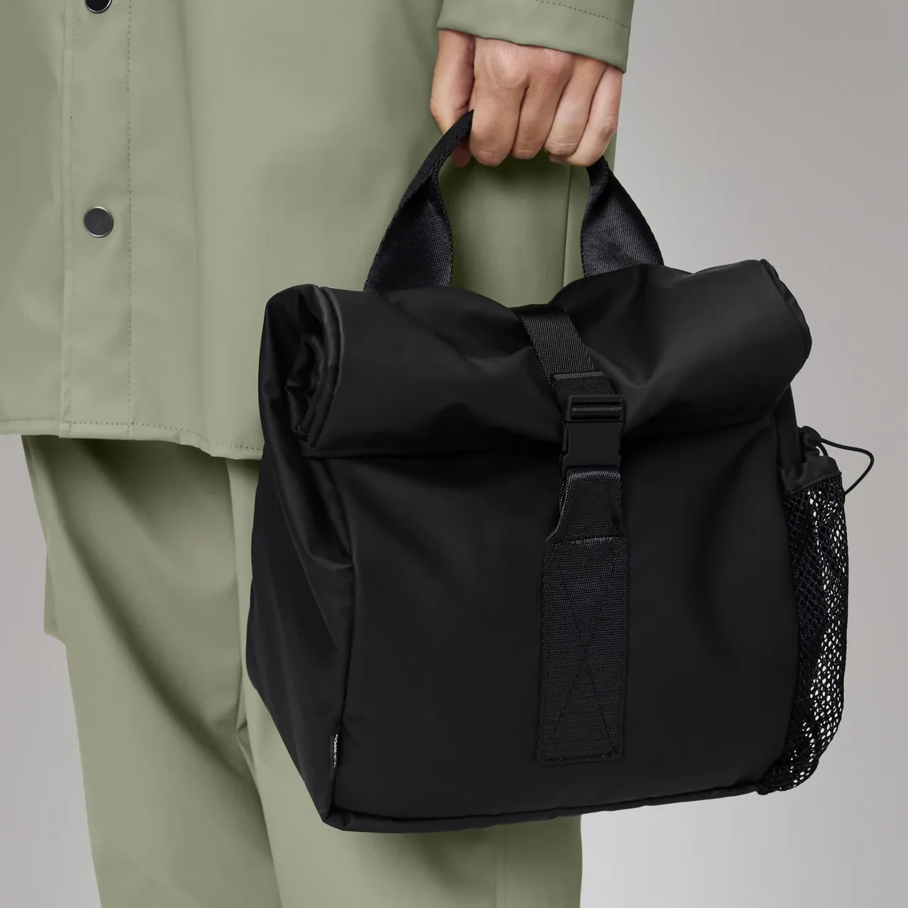 Rains Lunch Bag Large - Image 6