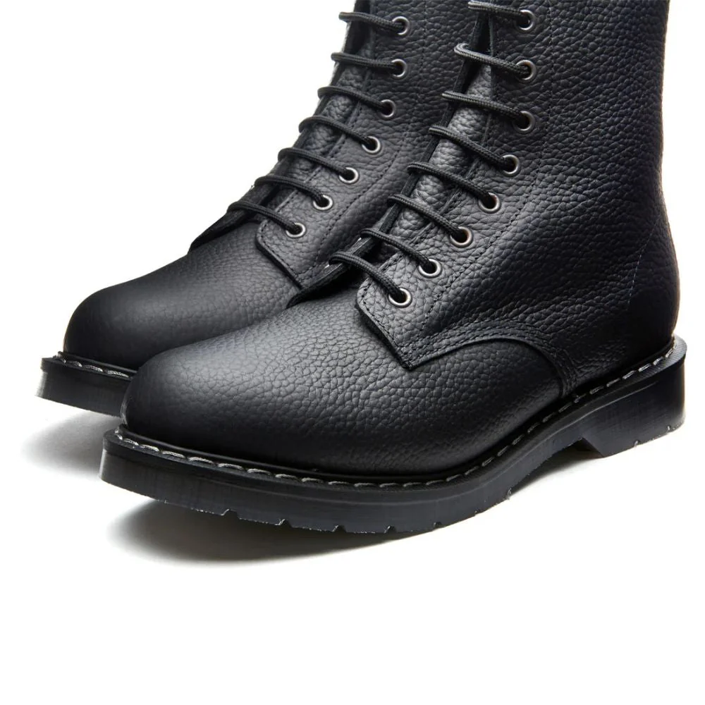 Solovair 8 Eye Derby Boot in Black Greasy Grain - Image 3